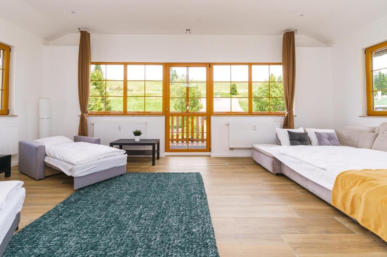 Apartman Ela Горні-Блатна Екстер'єр фото