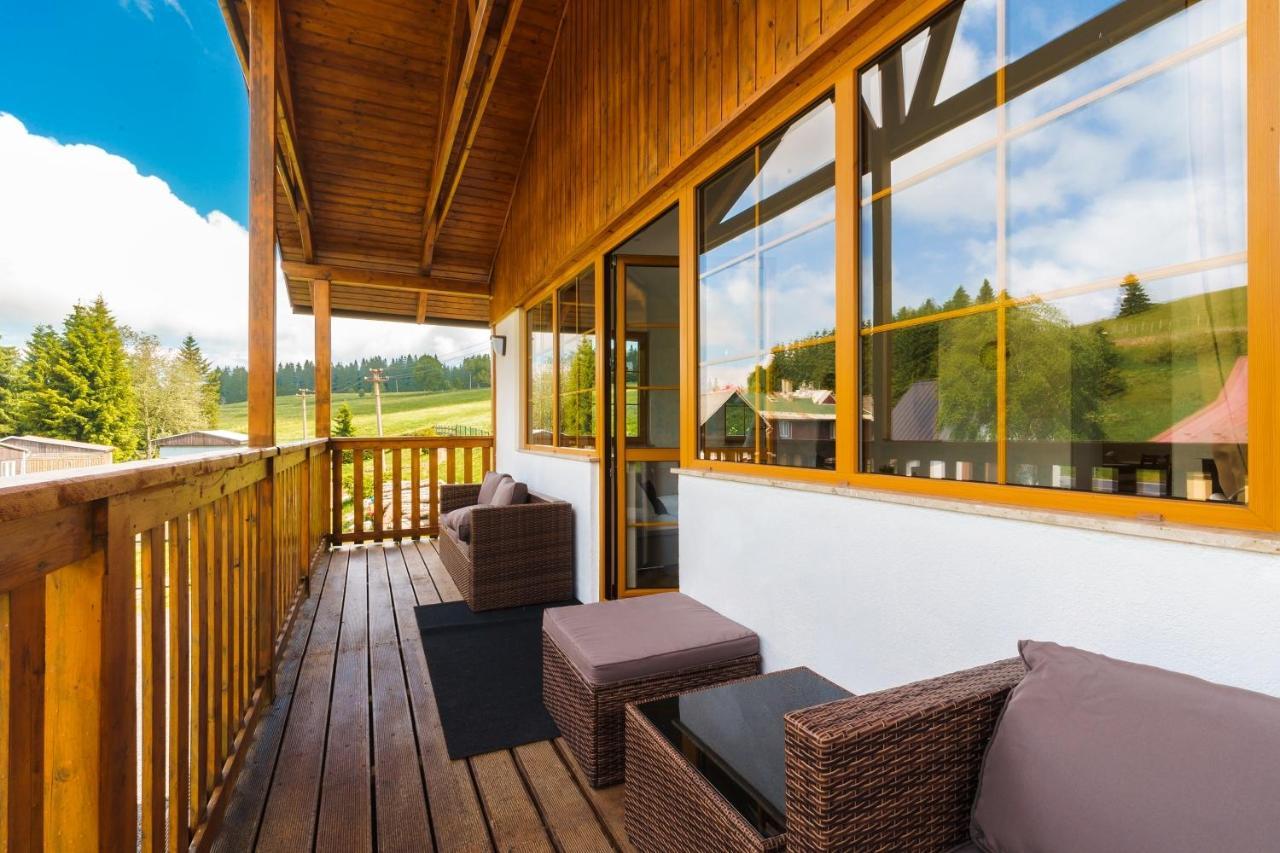 Apartman Ela Горні-Блатна Екстер'єр фото