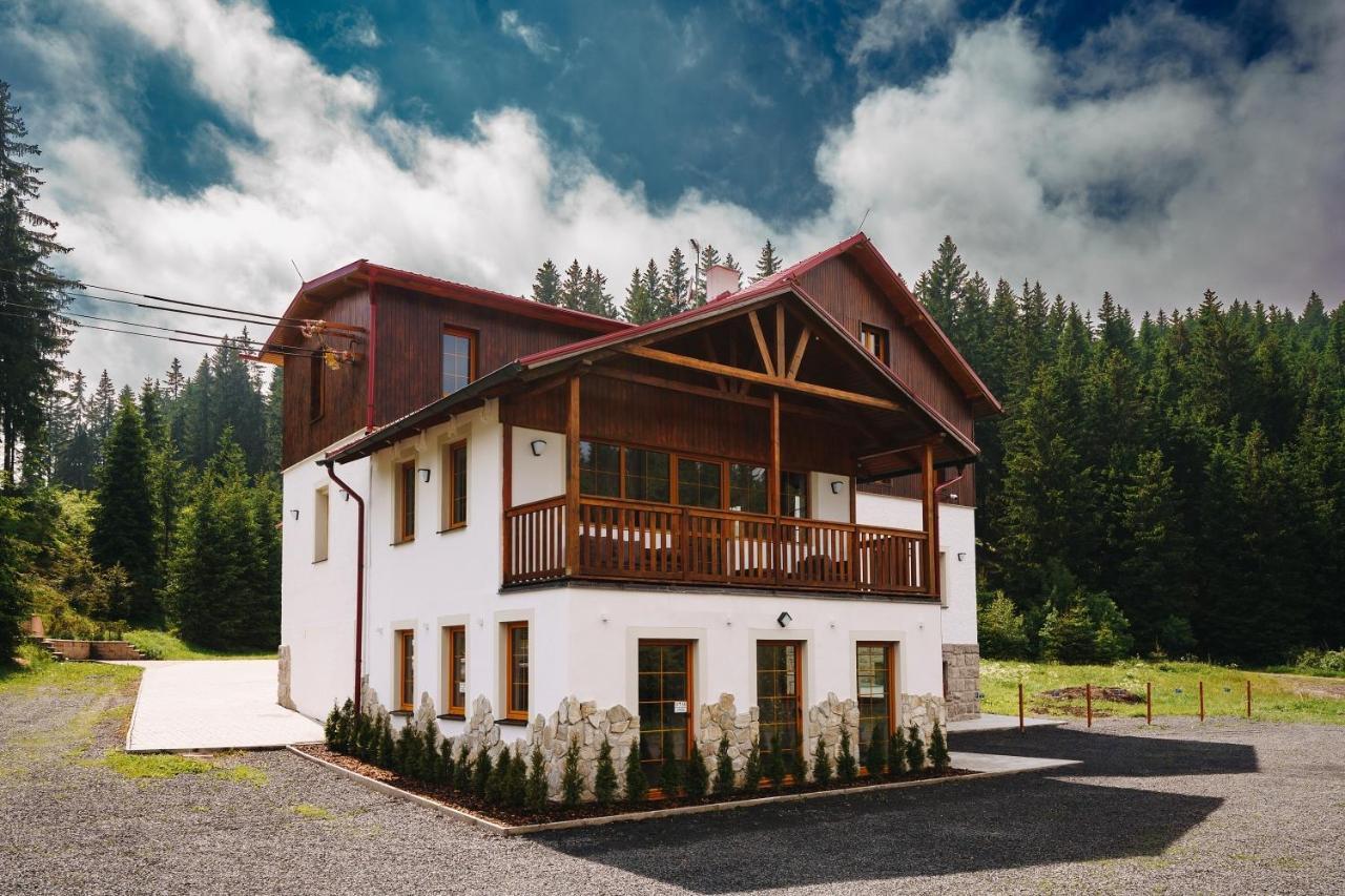 Apartman Ela Горні-Блатна Екстер'єр фото
